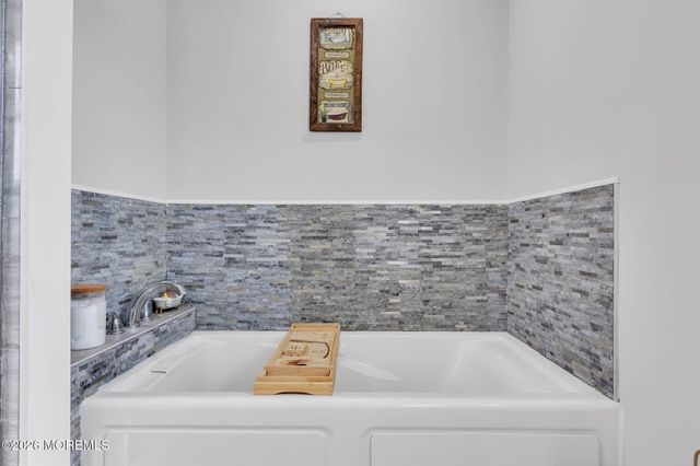 285 Washington Street, Keyport, NJ 07735