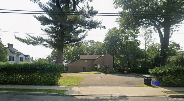 153 N Broadway, Nyack, NY 10960