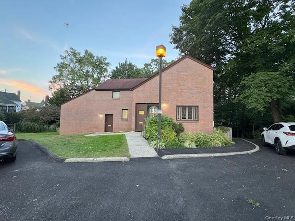 153 N Broadway, Nyack, NY 10960