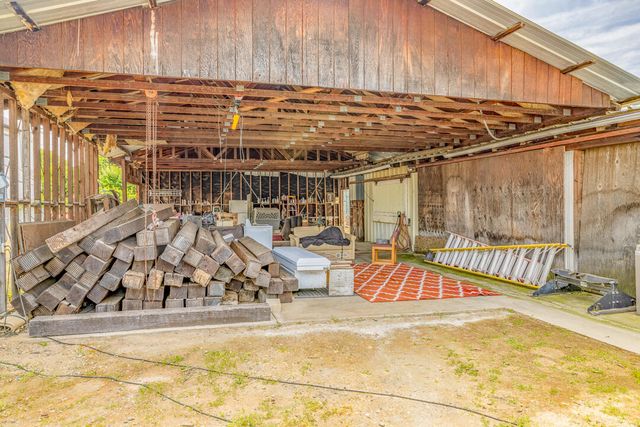 15813 Ave 328, Ivanhoe, CA 93235