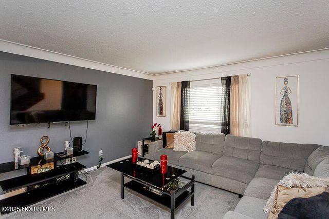 4236 S Terrace View Street, Toledo, OH 43607