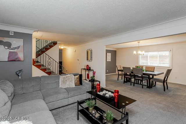 4236 S Terrace View Street, Toledo, OH 43607