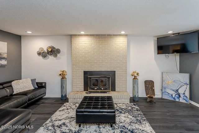 4236 S Terrace View Street, Toledo, OH 43607