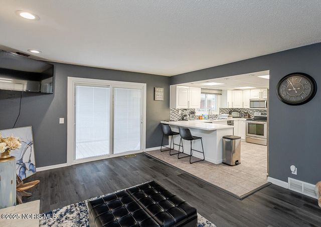 4236 S Terrace View Street, Toledo, OH 43607