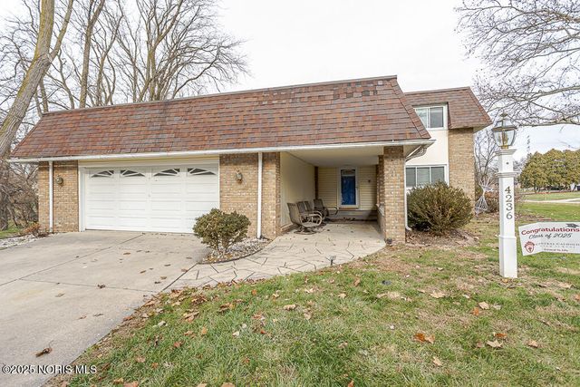 4236 S Terrace View Street, Toledo, OH 43607