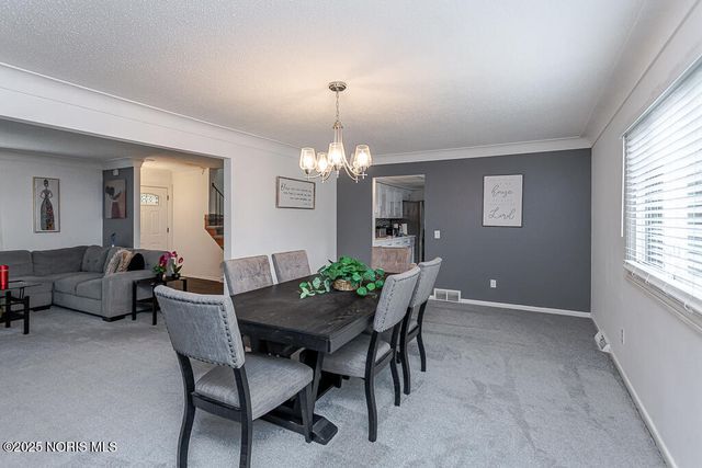 4236 S Terrace View Street, Toledo, OH 43607