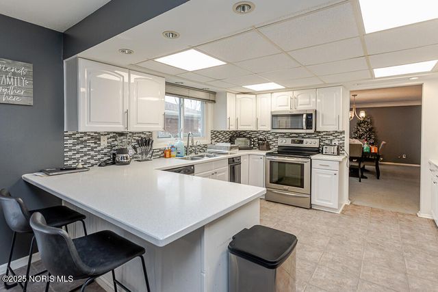 4236 S Terrace View Street, Toledo, OH 43607