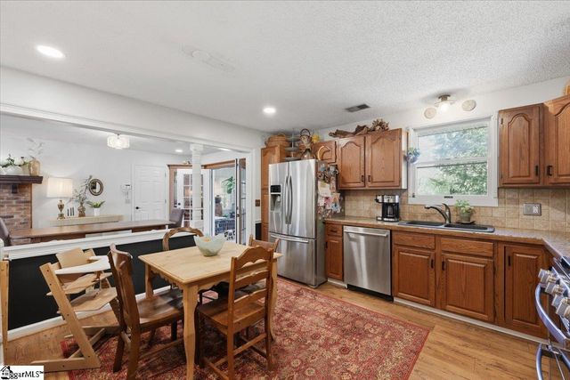 1318 Earls Bridge Road, Easley, SC 29640
