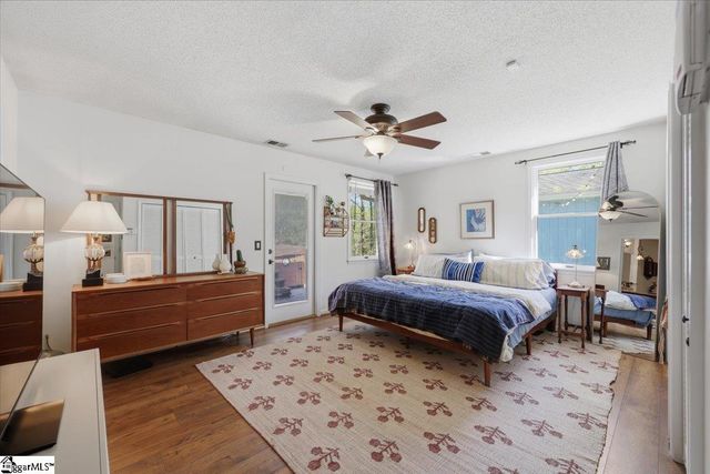 1318 Earls Bridge Road, Easley, SC 29640