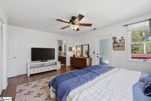 1318 Earls Bridge Road, Easley, SC 29640