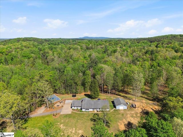 1318 Earls Bridge Road, Easley, SC 29640