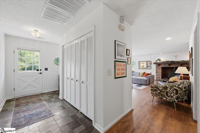 1318 Earls Bridge Road, Easley, SC 29640