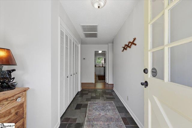 1318 Earls Bridge Road, Easley, SC 29640