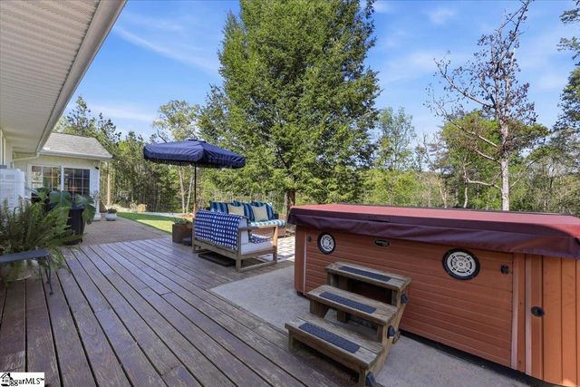 1318 Earls Bridge Road, Easley, SC 29640
