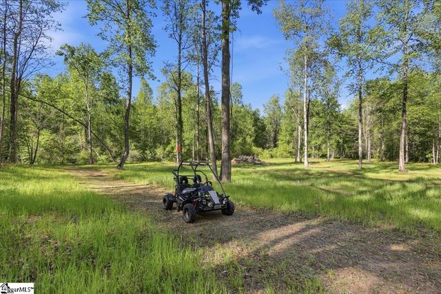 1318 Earls Bridge Road, Easley, SC 29640