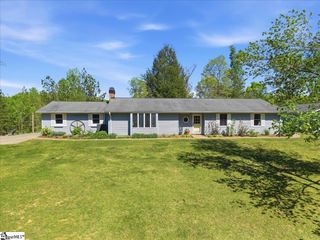 1318 Earls Bridge Road, Easley, SC 29640