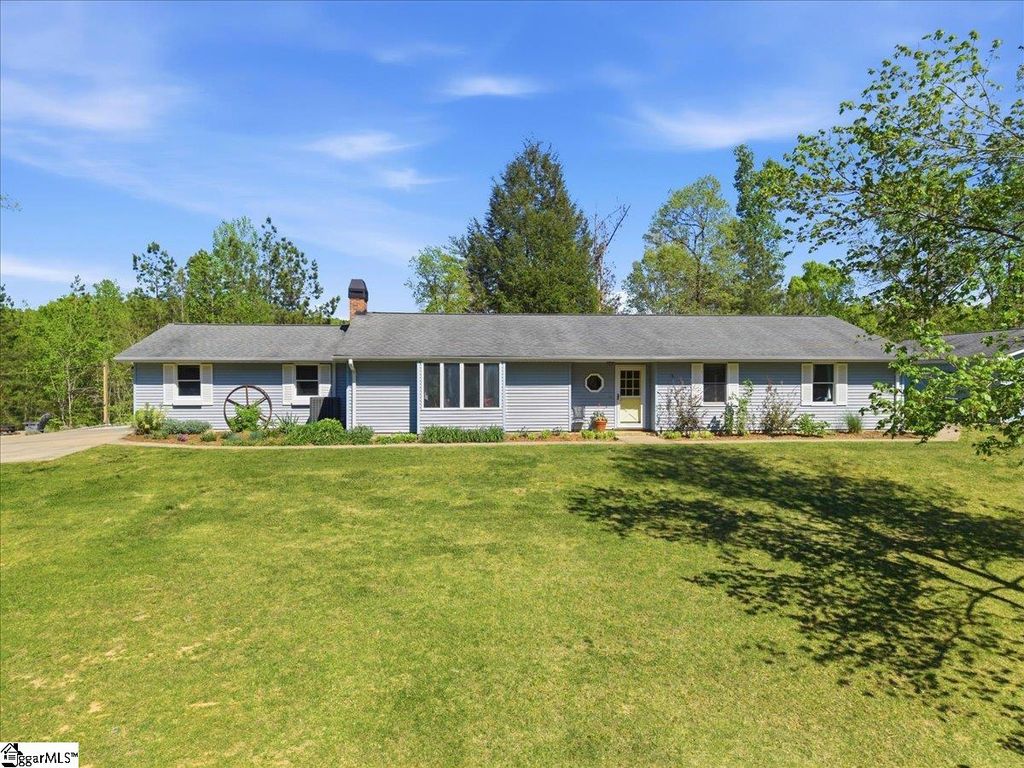 1318 Earls Bridge Road, Easley, SC 29640