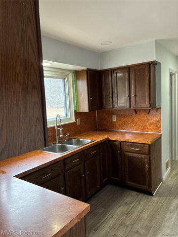 12113 E Carpenter Road, Richfield Township, MI 48423