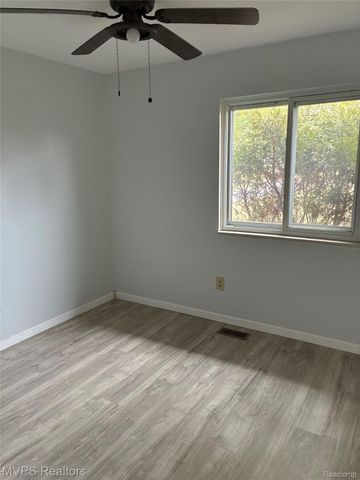 12113 E Carpenter Road, Richfield Township, MI 48423