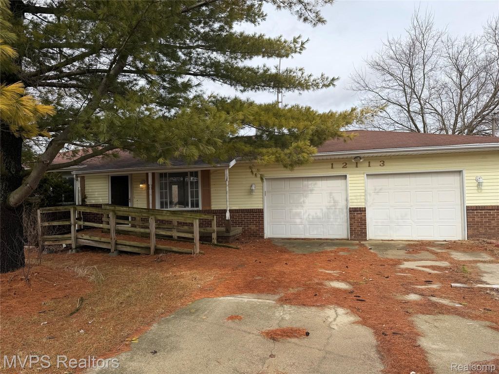 12113 E Carpenter Road, Richfield Township, MI 48423