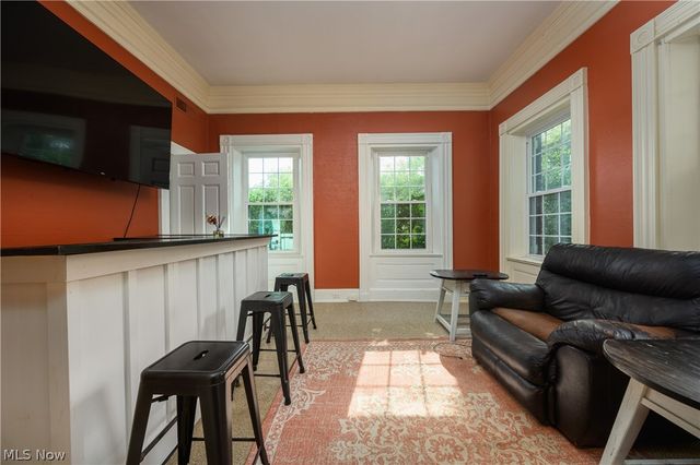 497 Moravian Trail, Uhrichsville, OH 44683