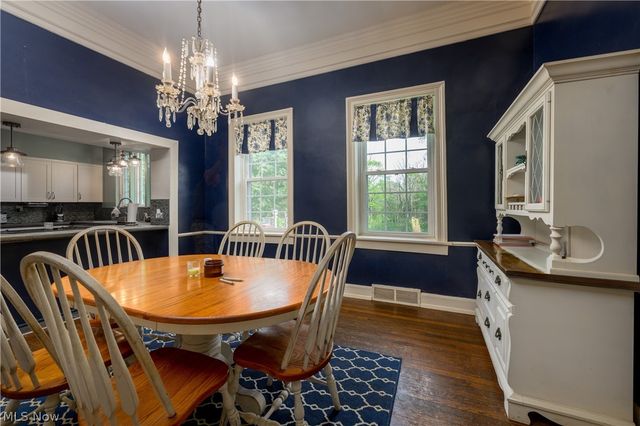 497 Moravian Trail, Uhrichsville, OH 44683