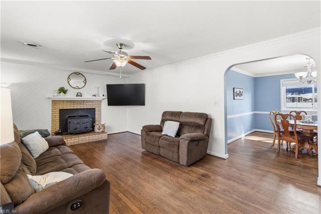 118 Wendfield CIR, Newport News, VA 23601