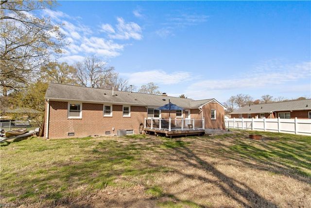 118 Wendfield CIR, Newport News, VA 23601