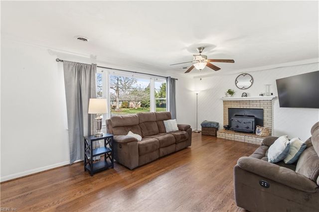 118 Wendfield CIR, Newport News, VA 23601