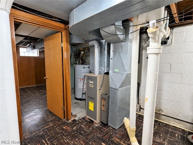 1760 Northfield Avenue NW, Warren, OH 44485