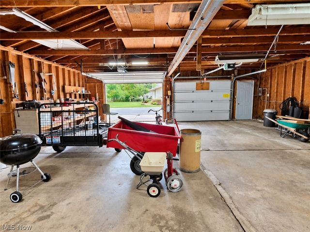 1760 Northfield Avenue NW, Warren, OH 44485