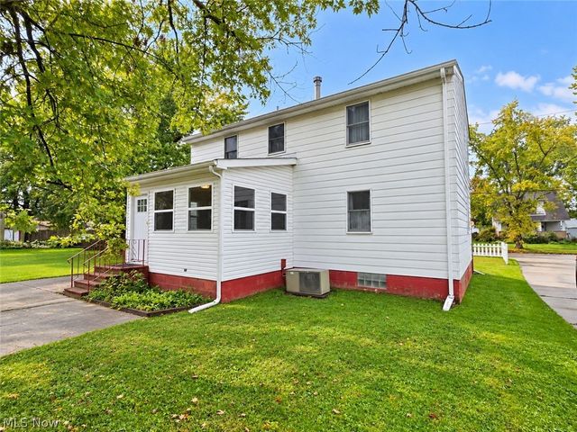 1760 Northfield Avenue NW, Warren, OH 44485