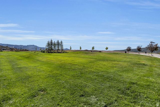 1386 VILLAGE GREEN TRL, Park City, UT 84098