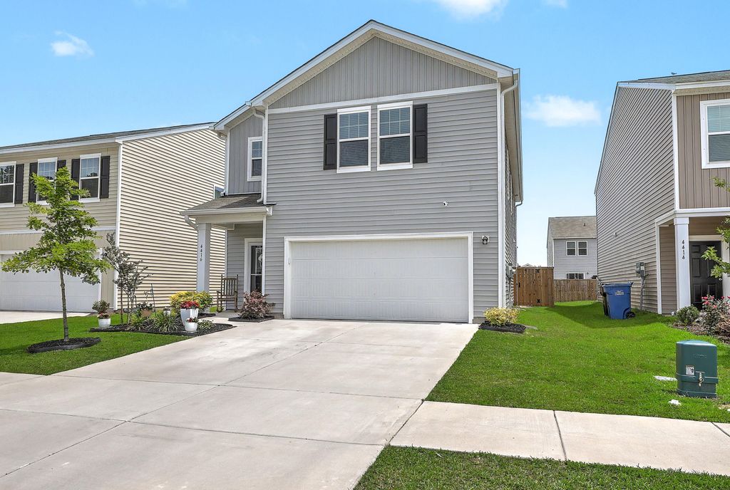 Image 2 of property listing at 4416 Ocean Farm Drive, Summerville, SC 29485