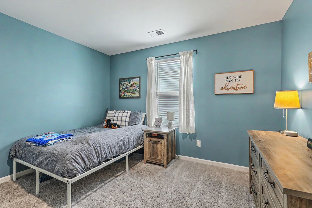 Image 24 of property listing at 4416 Ocean Farm Drive, Summerville, SC 29485