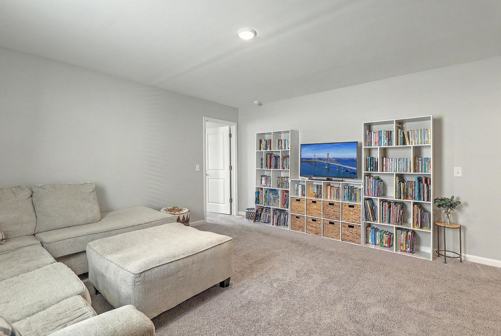 Image 32 of property listing at 4416 Ocean Farm Drive, Summerville, SC 29485