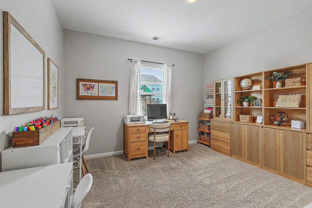Image 33 of property listing at 4416 Ocean Farm Drive, Summerville, SC 29485