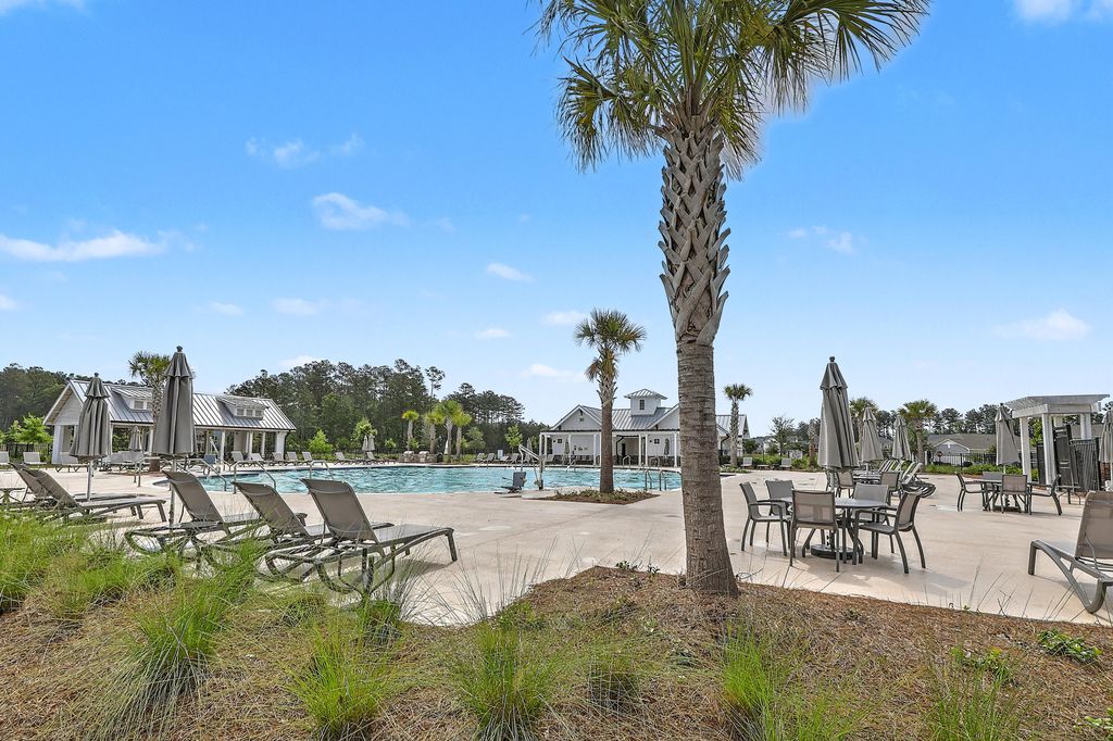 Image 43 of property listing at 4416 Ocean Farm Drive, Summerville, SC 29485