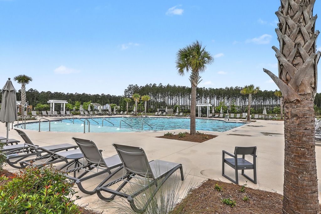 Image 44 of property listing at 4416 Ocean Farm Drive, Summerville, SC 29485