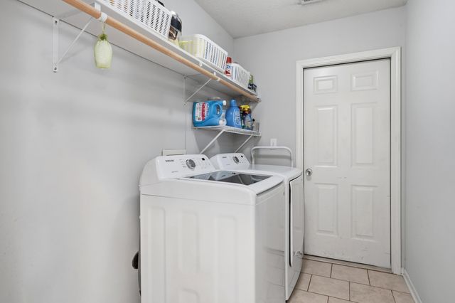 3905 IGUANA DR, Columbia, MO 65202