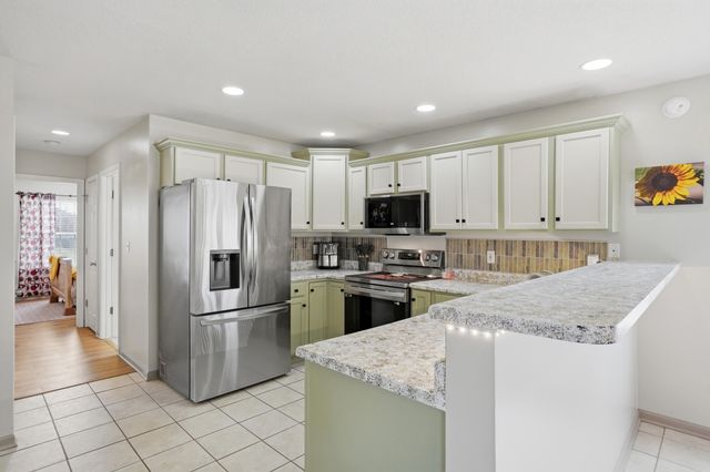 3905 IGUANA DR, Columbia, MO 65202