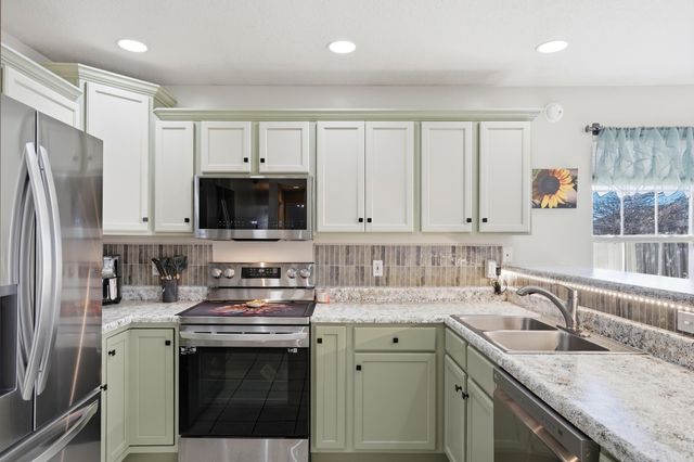 3905 IGUANA DR, Columbia, MO 65202