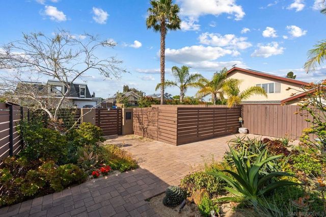 4366 Conner, San Diego, CA 92117