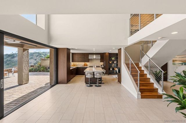 4366 Conner, San Diego, CA 92117