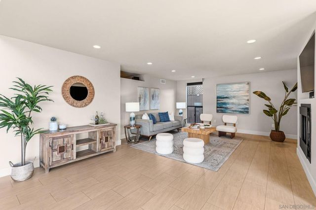 4366 Conner, San Diego, CA 92117