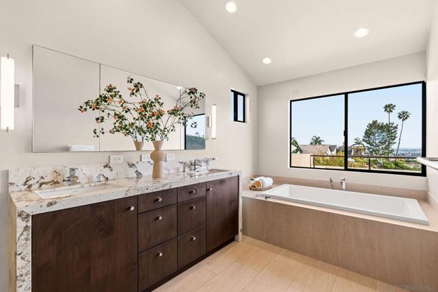 4366 Conner, San Diego, CA 92117