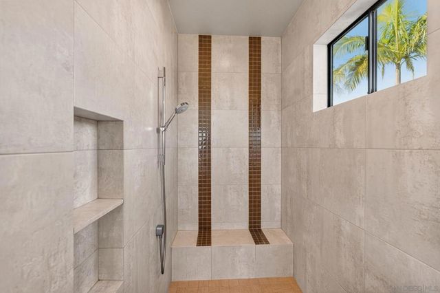 4366 Conner, San Diego, CA 92117