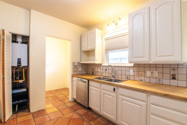 5218 Vanderbilt Avenue, Dallas, TX 75206