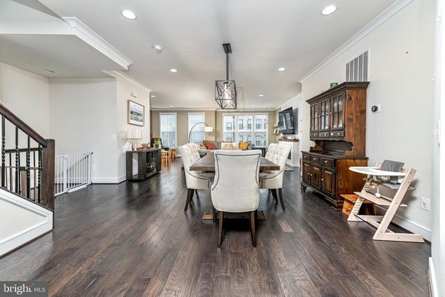 42284 CRAWFORD TER, Brambleton, VA 20148