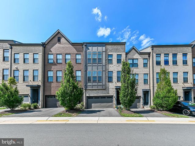 42284 CRAWFORD TER, Brambleton, VA 20148